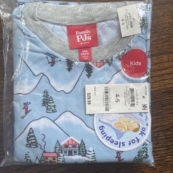 NWT- Macy’s Matching Ski Mountain Collection - Picture 4 of 6
